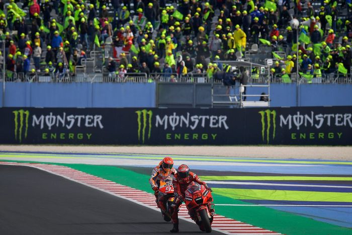 Francesco Bagnaia, equipo Ducati, Marc Márquez, equipo Repsol Honda