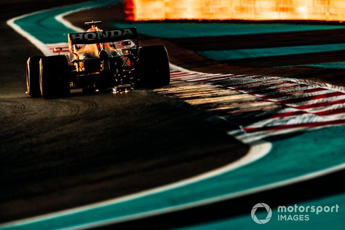 Max Verstappen, Red Bull Racing RB16B