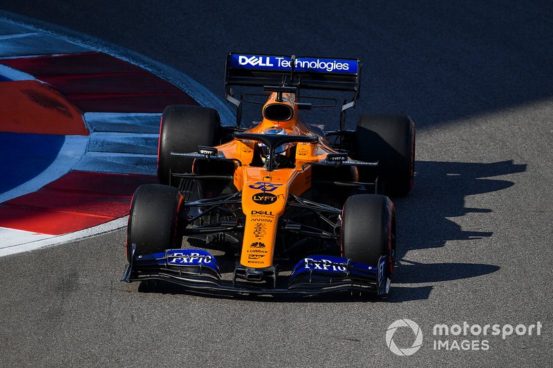 6º: Carlos Sainz Jr., McLaren MCL34: +45.889