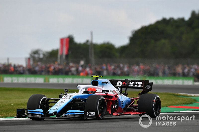 Robert Kubica, Williams FW42, with Flow-Viz paint applied