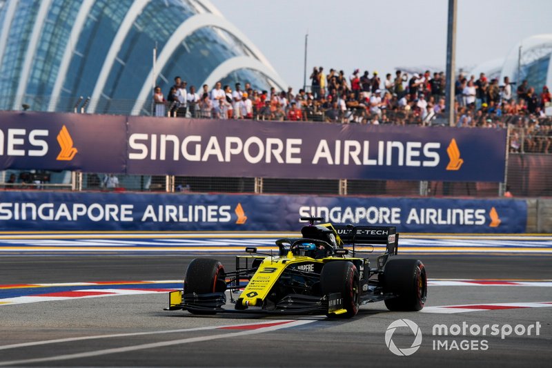 Daniel Ricciardo, Renault F1 Team R.S.19