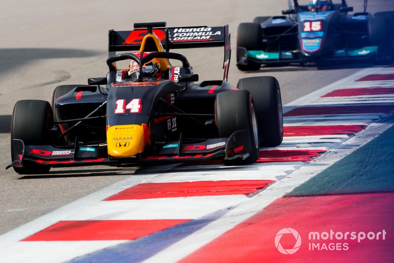 Yuki Tsunoda, Jenzer Motorsport precede Federico Malvestiti, Jenzer Motorsport