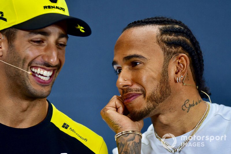 Lewis Hamilton, Mercedes AMG F1 y Daniel Ricciardo, Renault F1 Team en rueda de prensa