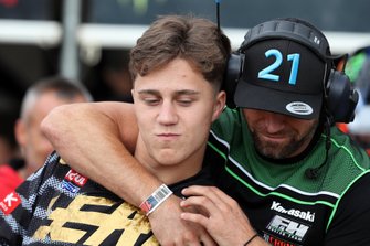 Roan van de Moosdijk, F&H Kawasaki Racing met trainer Marc de Reuver