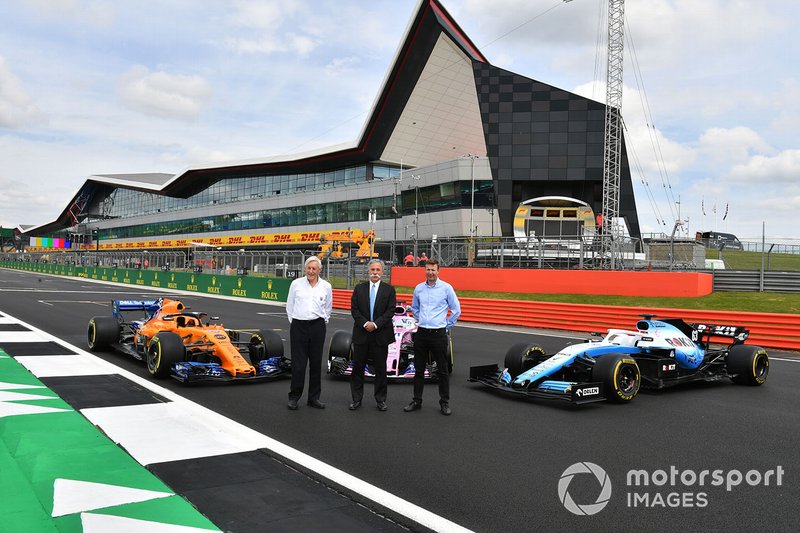 Керівник BRDC Джон Грант, керівник Ф1 Чейз Кері, керівний директор траси Сільверстоун Стюарт Прінгл, McLaren MCL34, Racing Point RP19, Williams Racing FW42