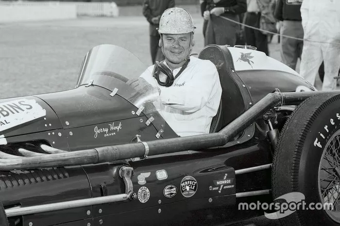 10: Jerry Hoyt, Stevens