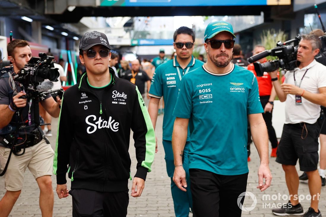 Zhou Guanyu, Stake F1 Team KICK Sauber, Fernando Alonso, Aston Martin F1 Team