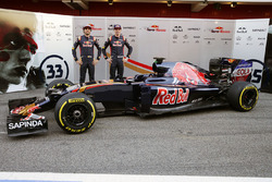 Max Verstappen, Scuderia Toro Rosso en Carlos Sainz Jr., Scuderia Toro Rosso onthullen de livery van