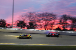 #4 Corvette Racing Chevrolet Corvette C7.R: Oliver Gavin, Tommy Milner, Marcel Fässler, #10 Wayne Ta