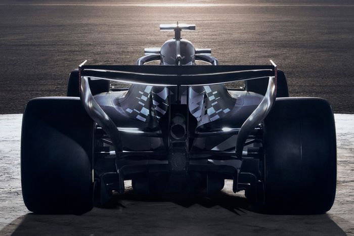 Кадиллак F1 в ливрее