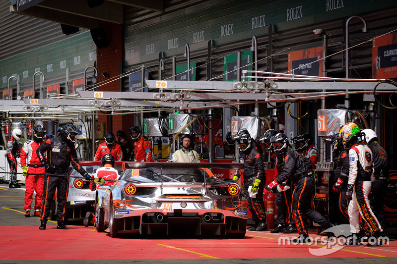 #61 Clearwater Racing Ferrari 488 GTE: Weng Sun Mok, Keita Sawa, Matthew Griffin