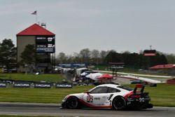 #912 Porsche Team North America Porsche 911 RSR, GTLM: Laurens Vanthoor, Earl Bamber