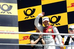 Podium: tweede plaats Mike Rockenfeller, Audi Sport Team Phoenix