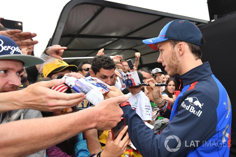 Rajongós csütörtök Barcelonában - F1 2018