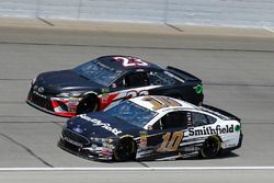 Aric Almirola, Stewart-Haas Racing, Ford Fusion Smithfield and Gray Gaulding, BK Racing, Toyota Camry BK Racing