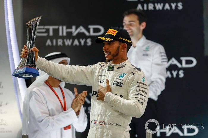 Podium: segundo, Lewis Hamilton, Mercedes AMG F1