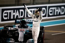 Льюис Хэмилтон, Mercedes AMG F1 W08