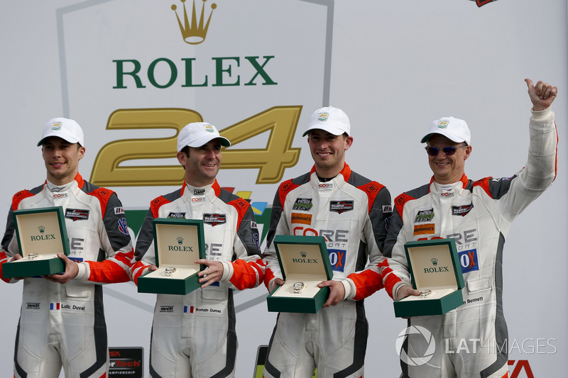 Victory lane: #54 CORE autosport ORECA LMP2: Jon Bennett, Colin Braun, Romain Dumas, Loic Duval