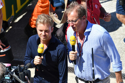 Nico Rosberg, embajador de Mercedes-Benz en la parrilla