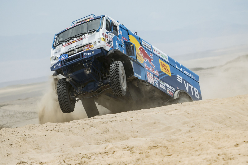 #515 Team Kamaz Master: Anton Shibalov, Dmitrii Nikitin, Ivan Romanov