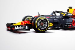 Aston Martin Red Bull Racing RB14