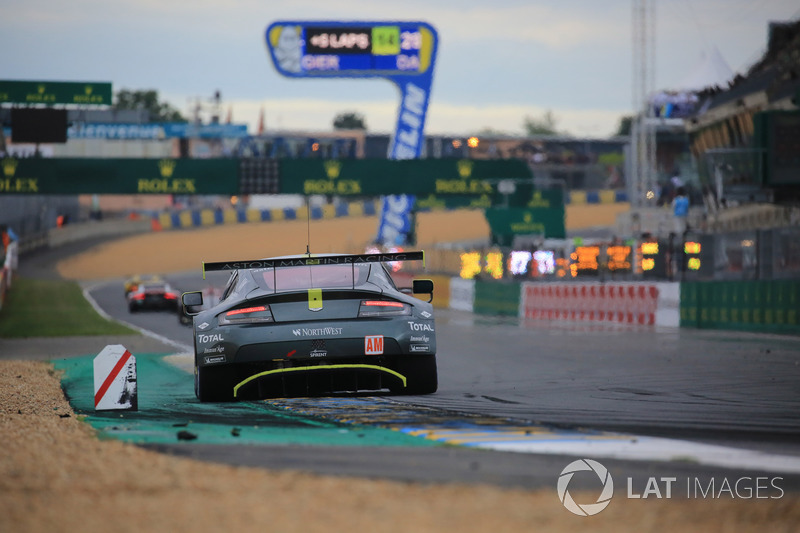 #97 Aston Martin Racing Aston Martin Vantage AMR: Alex Lynn, Maxime Martin, Jonathan Adams