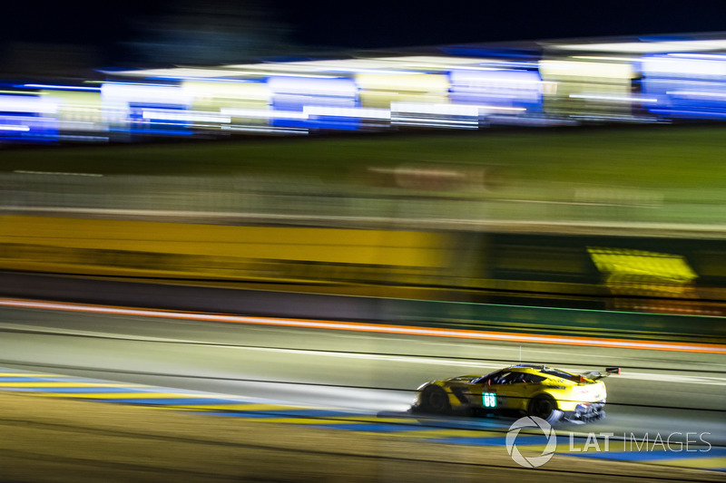 Ян Магнуссен, Антонио Гарсия, Майк Роккенфеллер, Corvette Racing, Chevrolet Corvette C7.R (№63)