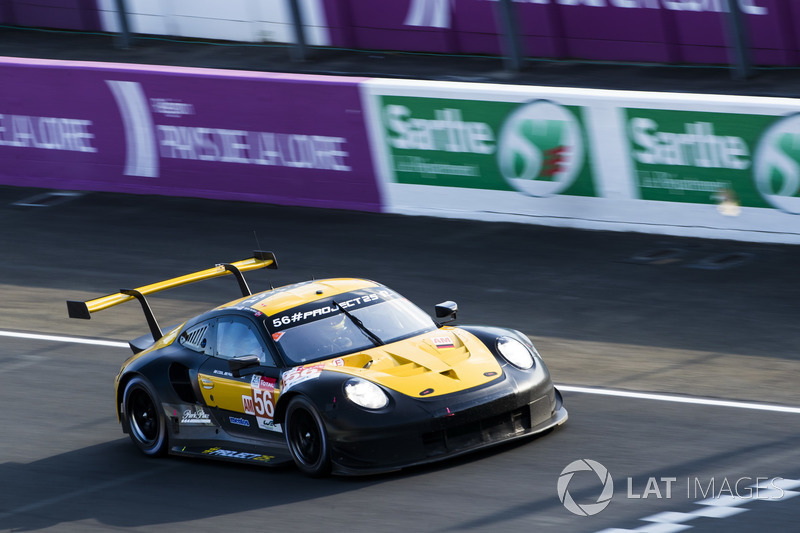 #56 Team Project 1 Porsche 911 RSR: Jörg Bergmeister, Patrick Lindsey, Egidio Perfetti