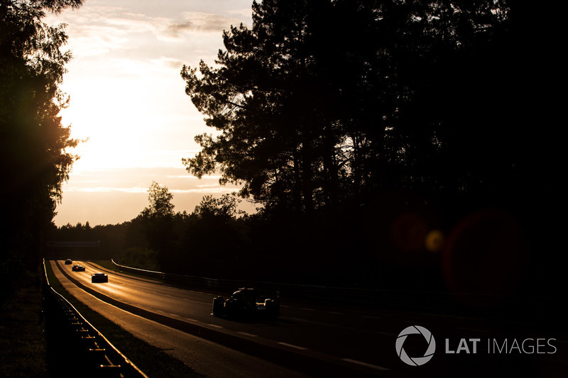 The sun sets on race action at sunset