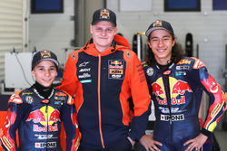 Deniz Öncü and Can Öncü, with Niklas Ajo, Red Bull KTM Ajo