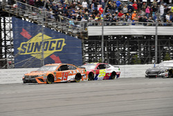 Daniel Suarez, Joe Gibbs Racing, Toyota Camry ARRIS e Kasey Kahne, Leavine Family Racing, Chevrolet Camaro FDNY Foundation