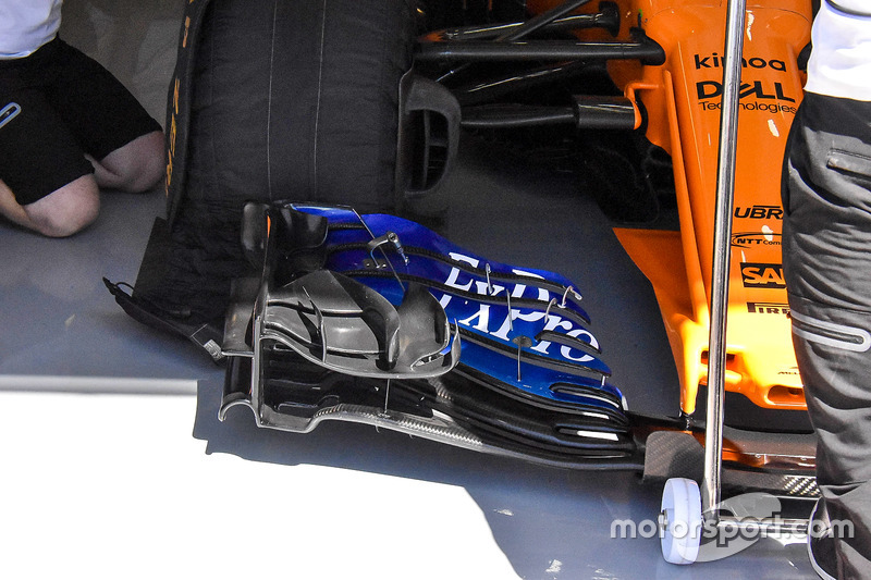 Переднее крыло McLaren MCL33
