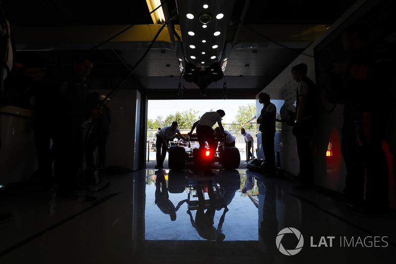 Инженеры McLaren