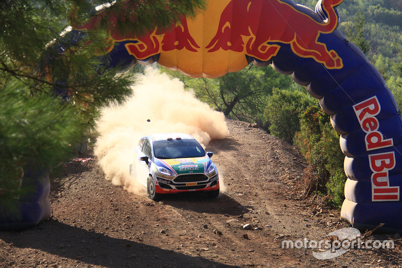 Buğra Banaz, Burak Erdener, Castrol Ford Team Türkiye, Ford Fiesta R2t