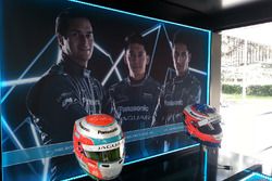 I caschi di Nelson Piquet Jr., Jaguar Racing e Mitch Evans, Jaguar Racing, in esposizione nello stand Panasonic Jaguar Racing