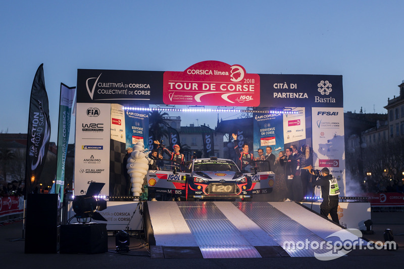 Thierry Neuville, Nicolas Gilsoul, Hyundai Motorsport Hyundai i20 Coupe WRC