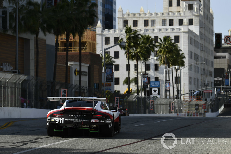 #911 Porsche Team North America Porsche 911 RSR, GTLM: Patrick Pilet, Nick Tandy