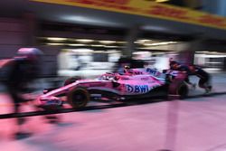 Entraînement aux arrêts aux stands chez Force India F1