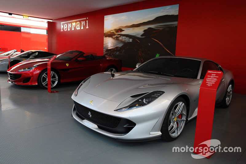 Ferrari 812 superfast