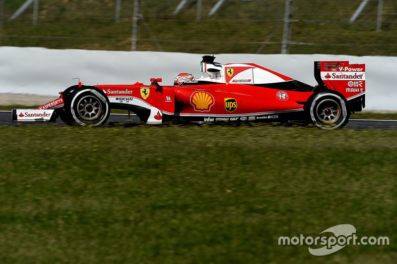 Антонио Фуоко (пилот по развитию Ferrari в 2015-2016 годах)