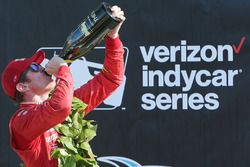 Winner Scott Dixon, Chip Ganassi Racing Chevrolet