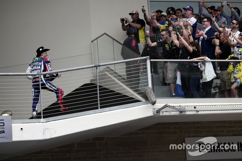 Jorge Lorenzo, Movistar Yamaha MotoGP, Yamaha celebrate with champagne