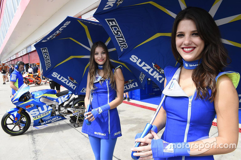 Suzuki grid girls