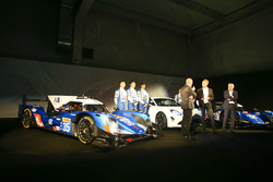 #35 Baxi DC Racing Alpine A460 - Nissan: David Cheng, Ho-Pin Tung, Nelson Panciatici, #36 Signatech Alpine A460: Gustavo Menezes, Nicolas Lapierre, Stéphane Richelmi