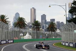 Carlos Sainz Jr., Scuderia Toro Rosso STR11