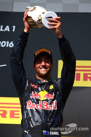 Podium: third place Daniel Ricciardo, Red Bull Racing