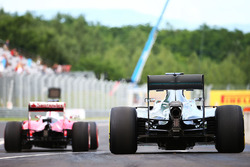 Lewis Hamilton, Mercedes AMG F1 W07 Hybrid