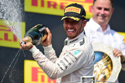 Race winner Lewis Hamilton, Mercedes AMG F1 celebrates on the podium