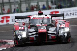 #7 Audi Sport Team Joest Audi R18: Marcel Fässler, Andre Lotterer