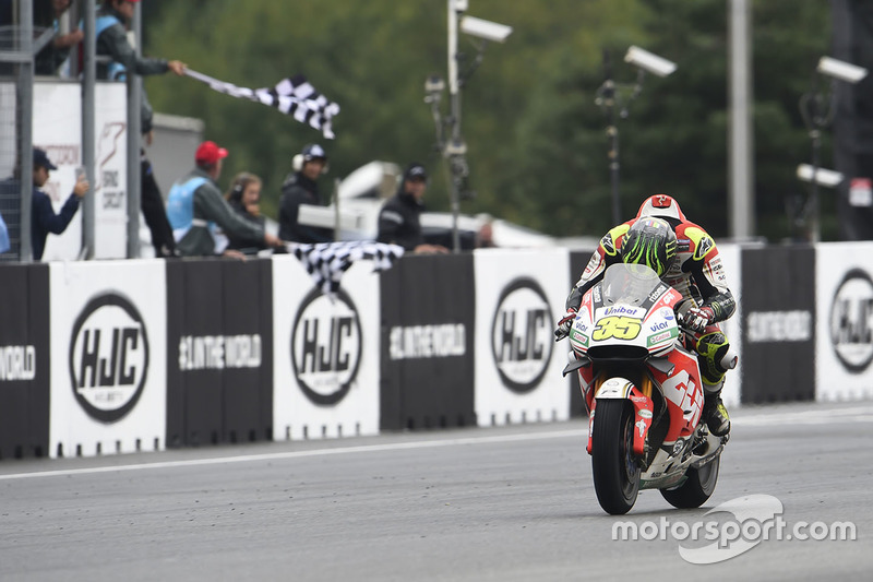 Il vincitore della gara Cal Crutchlow, Team LCR Honda